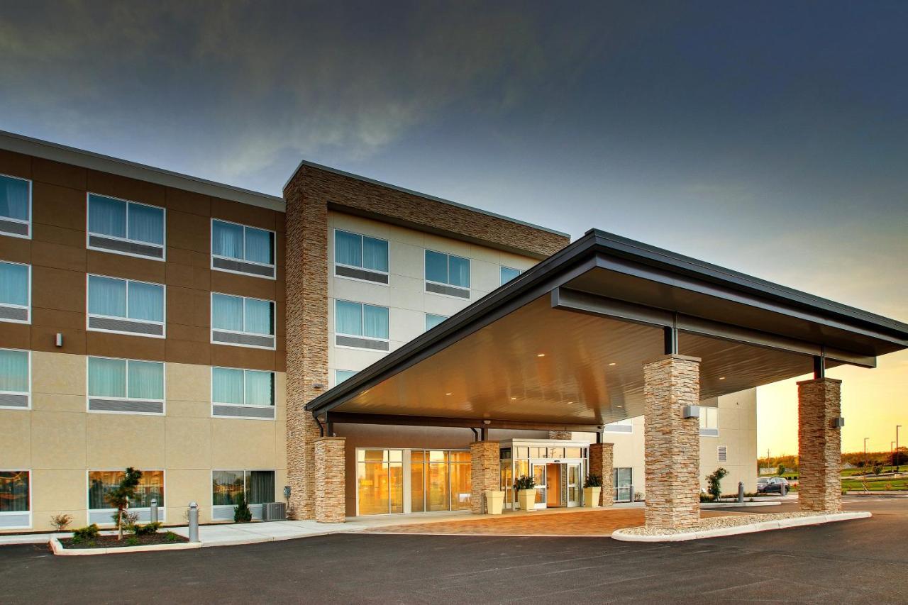 Holiday Inn Express & Suites Findlay North By Ihg Екстериор снимка