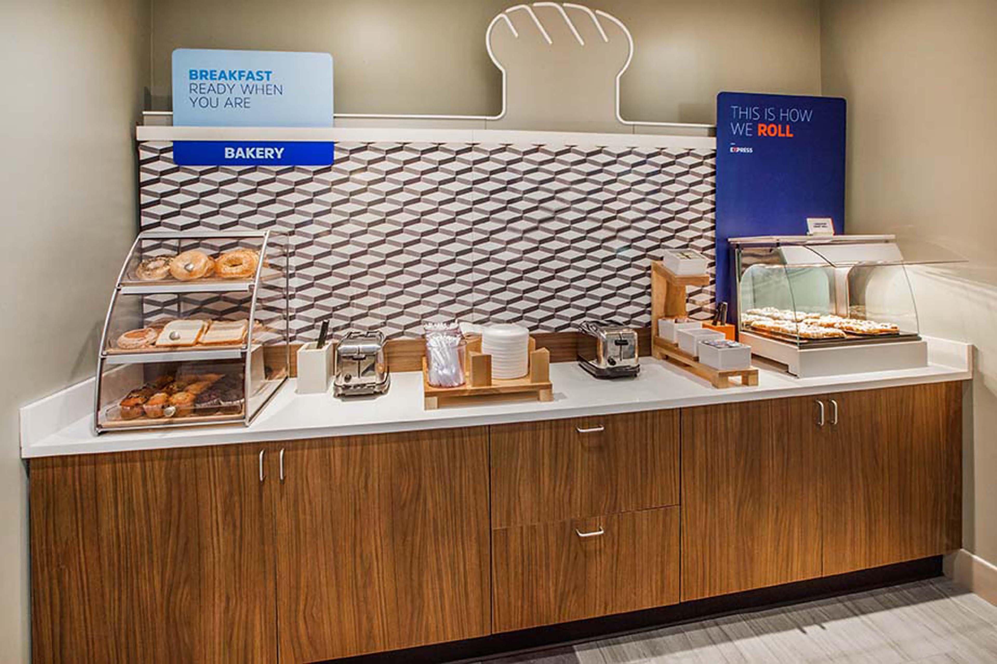 Holiday Inn Express & Suites Findlay North By Ihg Екстериор снимка